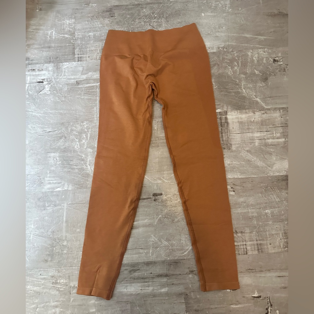 Alphalete Amplify Mandarin Leggings in size USWXL